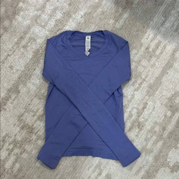 lululemon athletica Long Sleeve Top in Blue - Picture 2 of 3